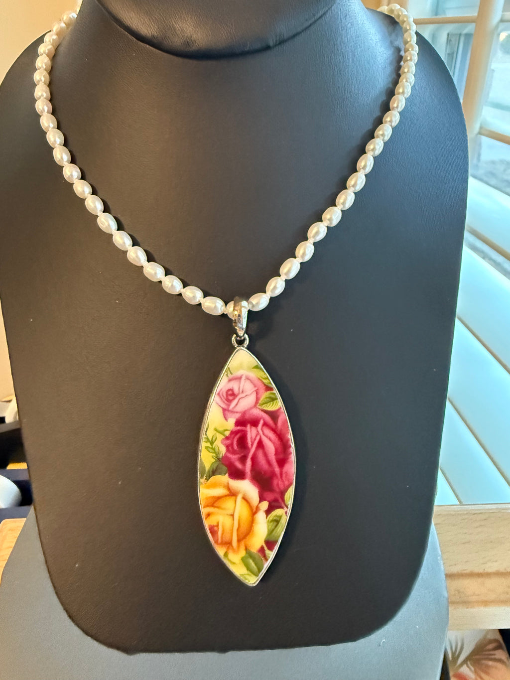 4mm White Rice Pearl Necklace with 2.5" Floral Glass Pointed Oval Pendant